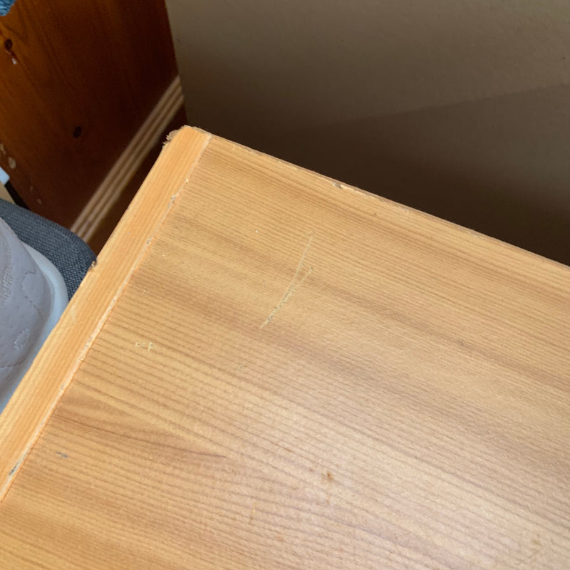 Bedside cabinets