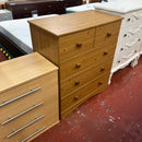 Chest of drawers