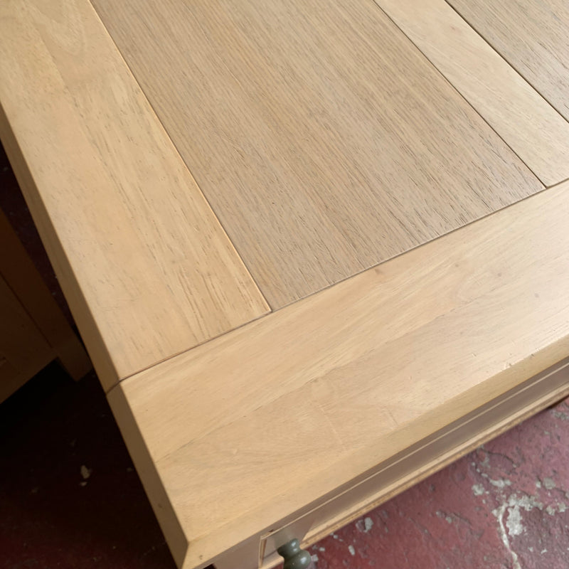 Bedside cabinets