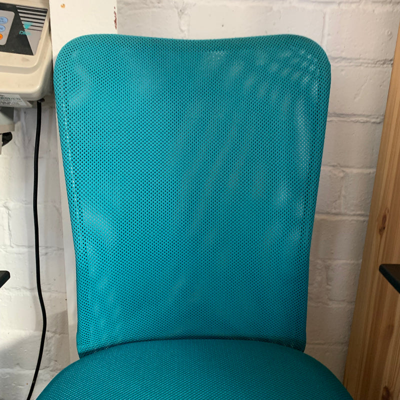 Desk chair