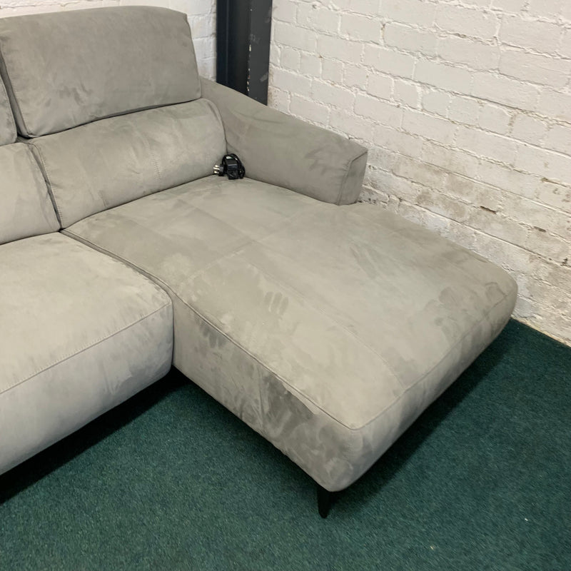 Recliner corner sofa