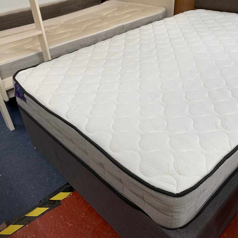 Queen size bed