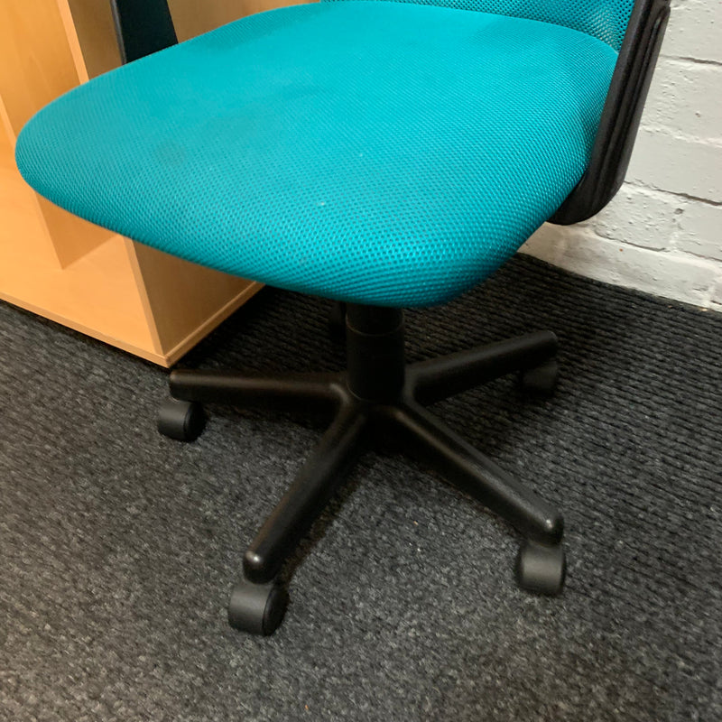 Desk chair