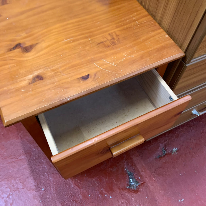 Bedside cabinet