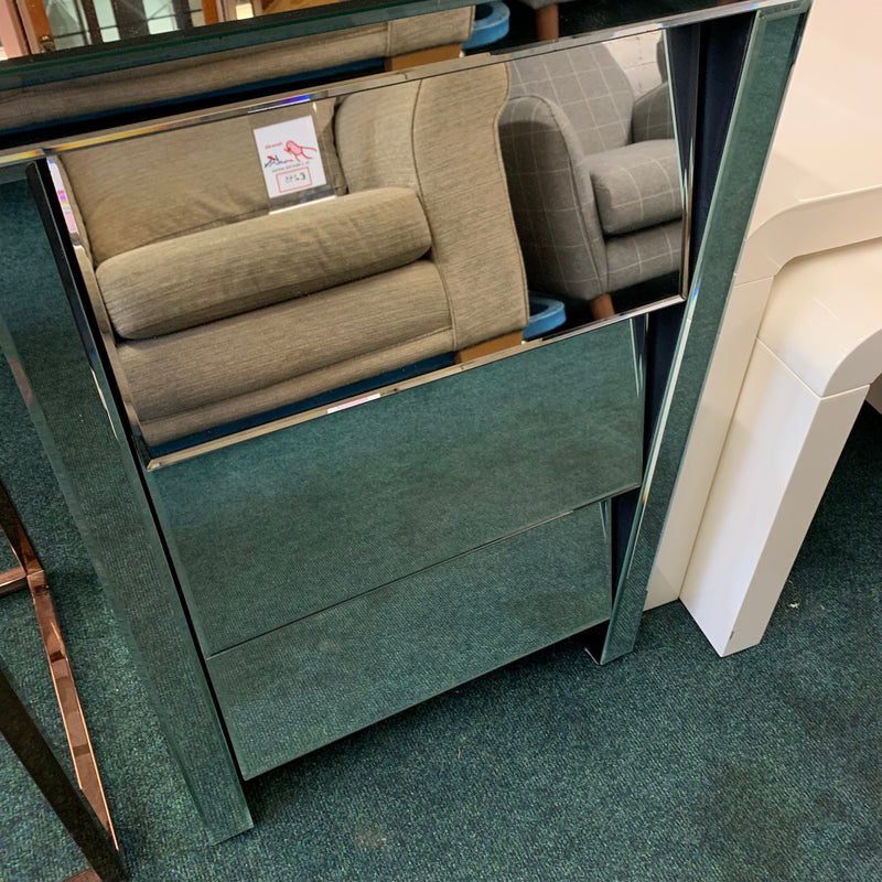 Bedside cabinet