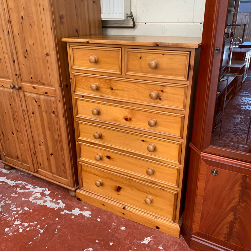 Chest of drawers