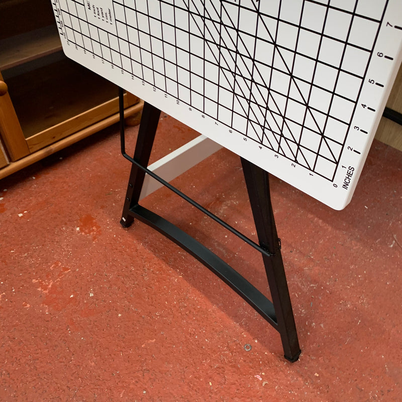Sewing table