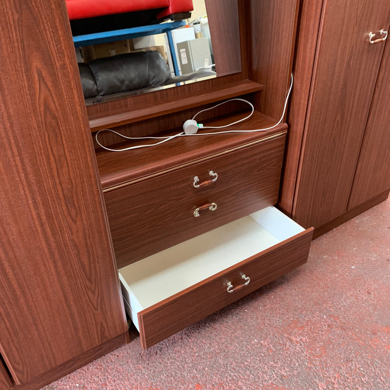 Bedroom set