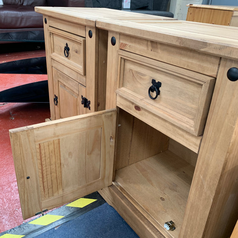 Bedside cabinets