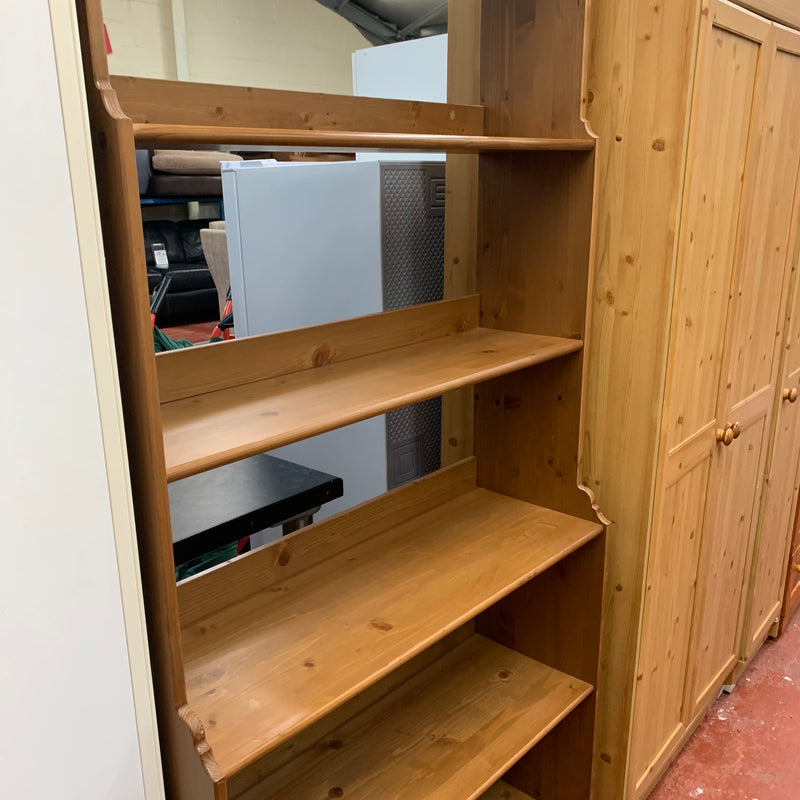 Shelving unit