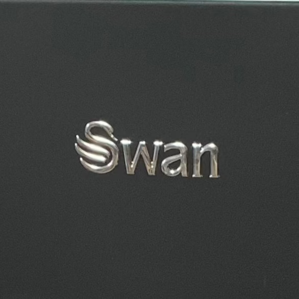 Swan fridge freezer