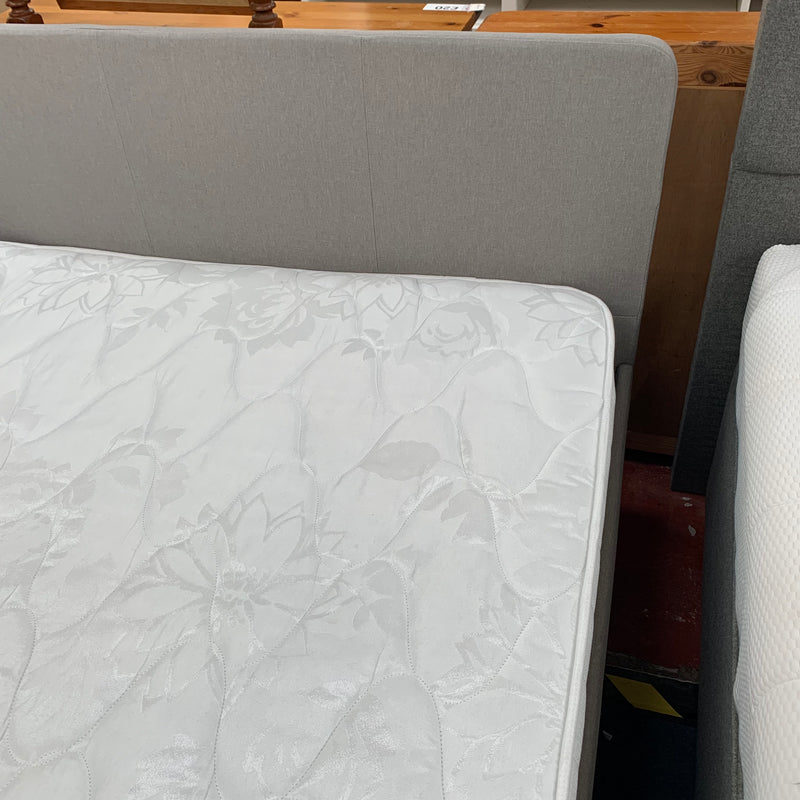 Queen size bed