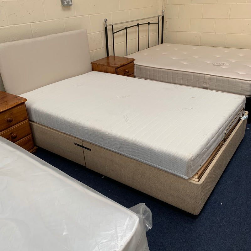 Queen size electric bed