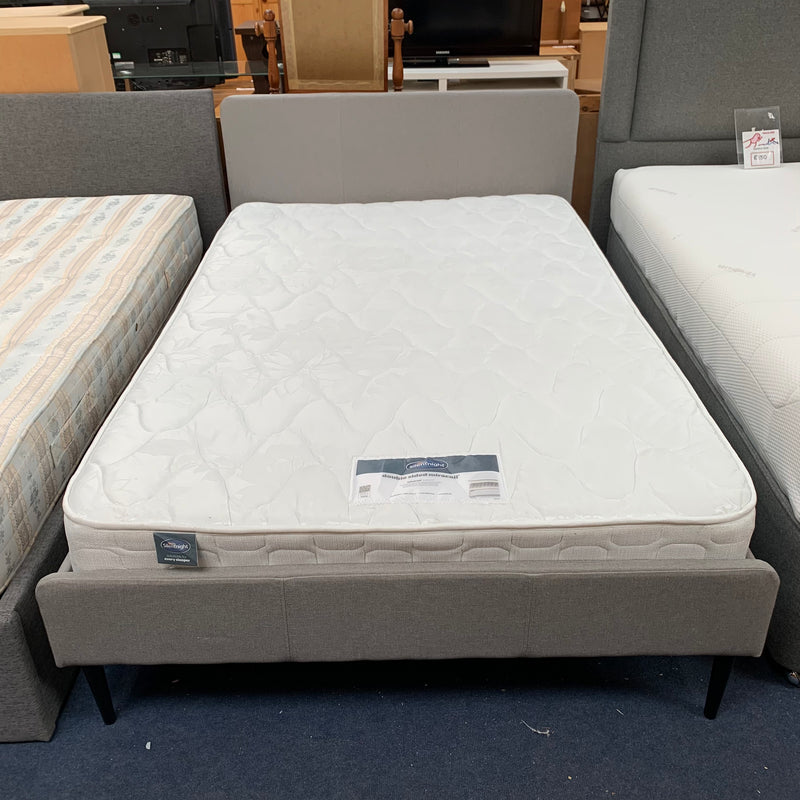 Queen size bed
