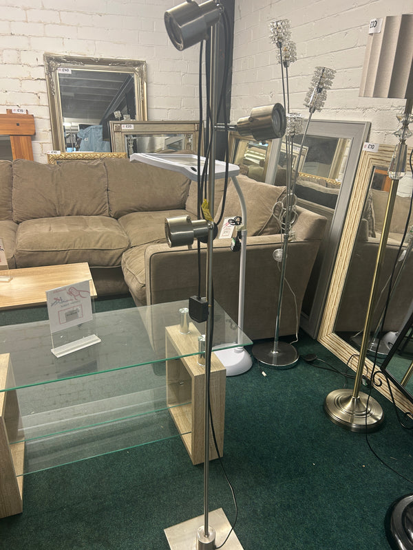 Standing lamp