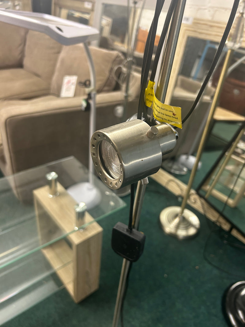 Standing lamp
